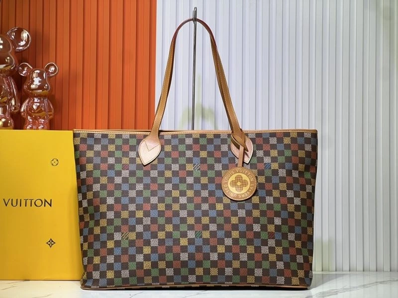 UrbanChic Louis Vuitton Shopping Bags 80133