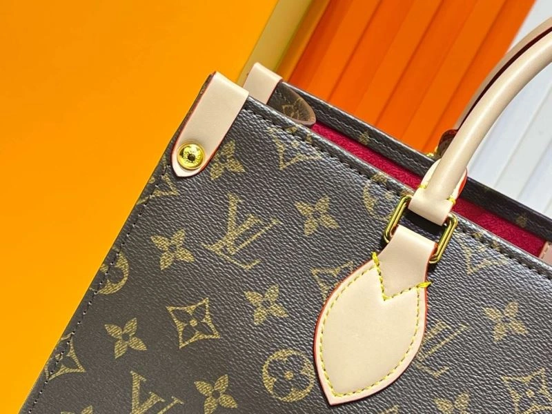 WaterResistant Louis Vuitton Shopping Bags 80154