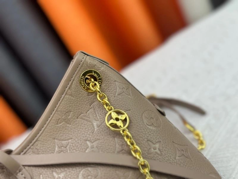 Louis Vuitton Shopping Bags Minimalist 80129