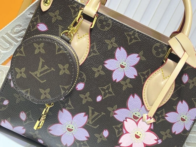Lightweight Louis Vuitton Shopping Bags 80115