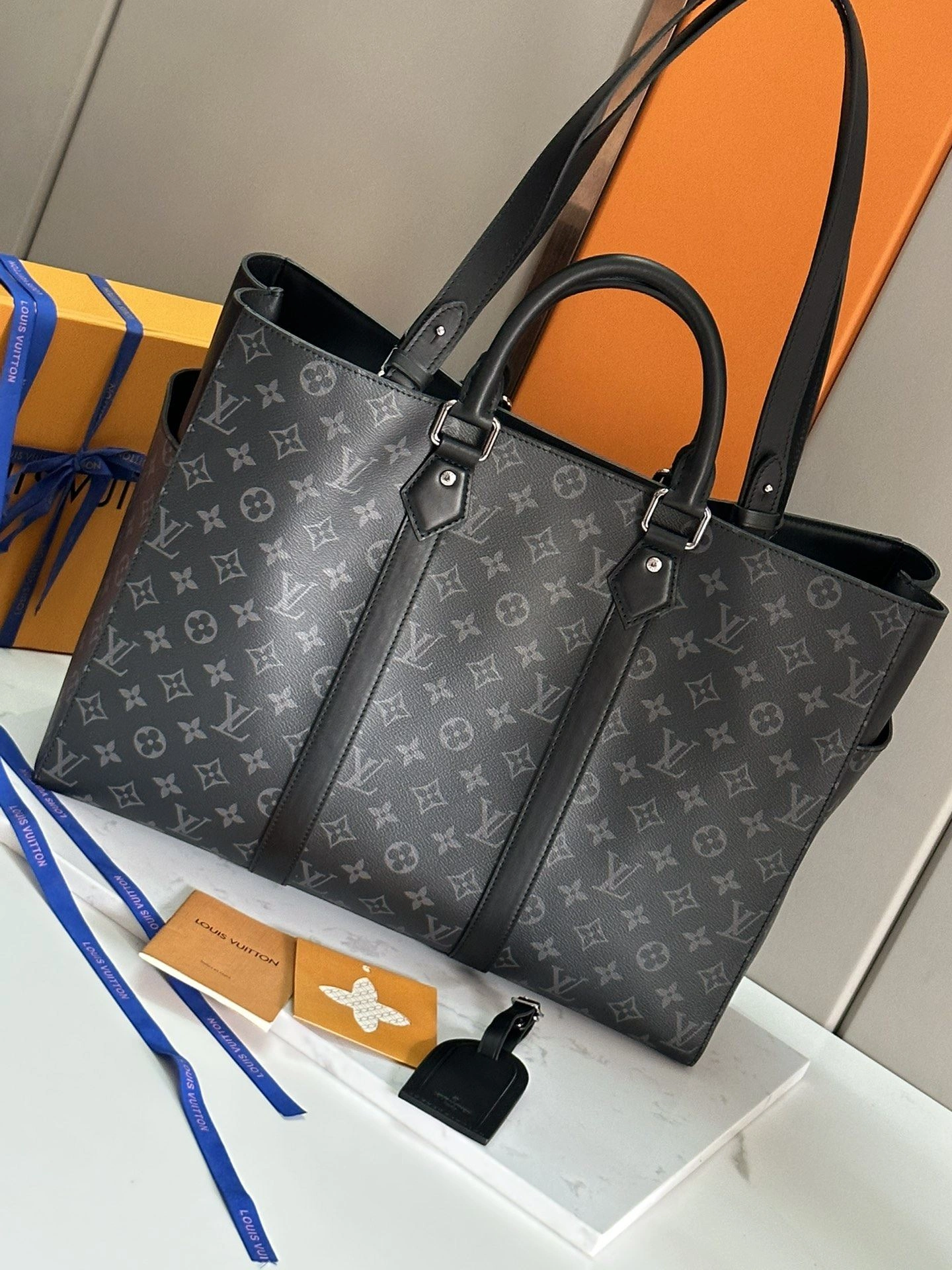 Stylish Louis Vuitton Shopping Bags 91817