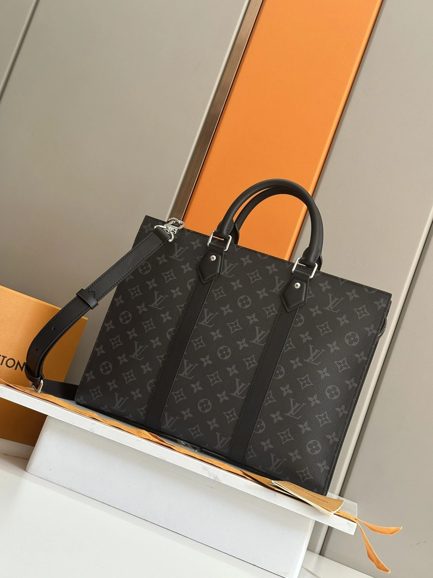 Louis Vuitton Shopping Bags Modern 91847