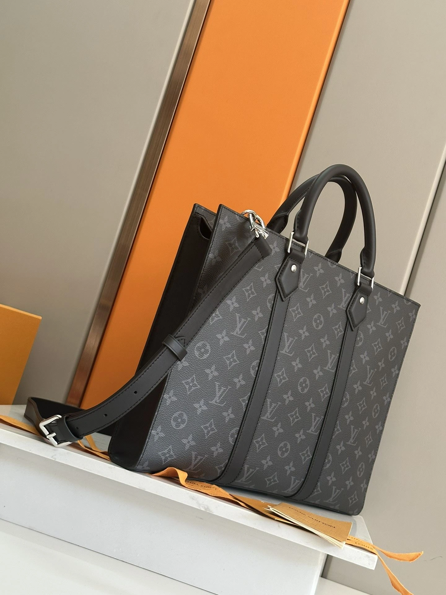 Louis Vuitton Shopping Bags Modern 91847