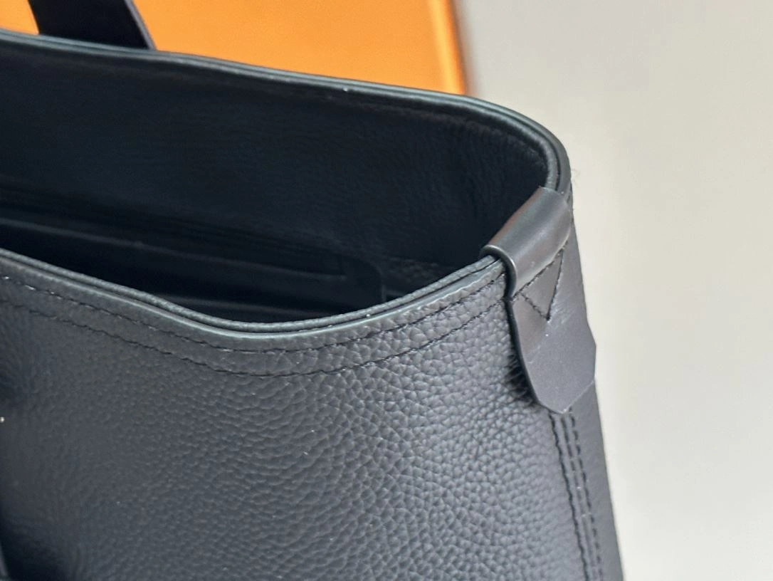 Louis Vuitton Shopping Bags Stretchable 91805