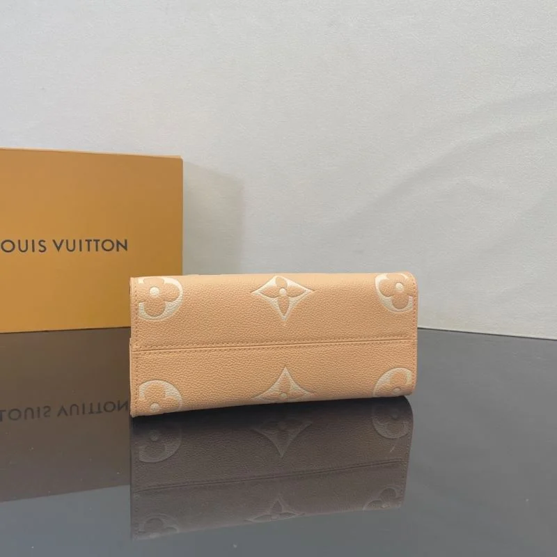 Louis Vuitton Shopping Bags Minimalist 41732