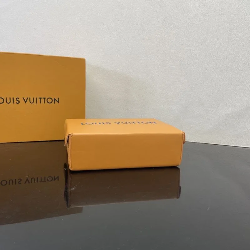 Soft Louis Vuitton Shopping Bags 41724