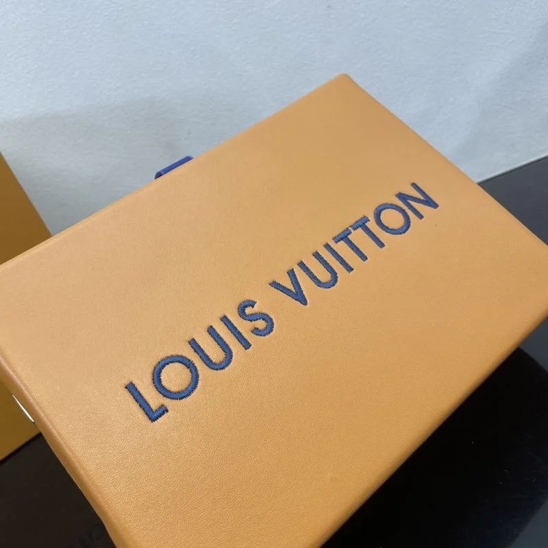 Soft Louis Vuitton Shopping Bags 41724