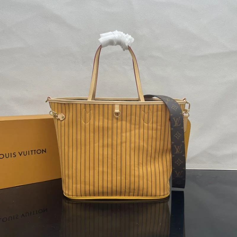 EyeCatching Louis Vuitton Shopping Bags 41705