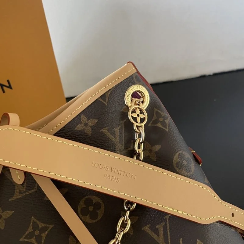 ComfortFit Louis Vuitton Shopping Bags 41715