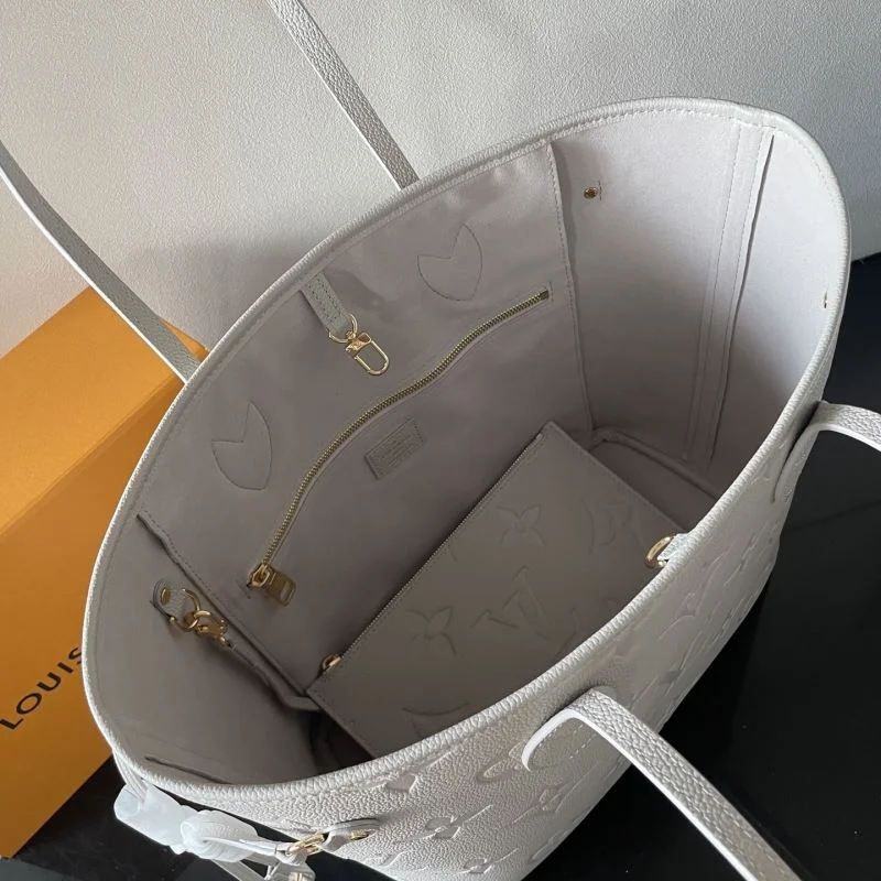 Breathable Louis Vuitton Shopping Bags 41517