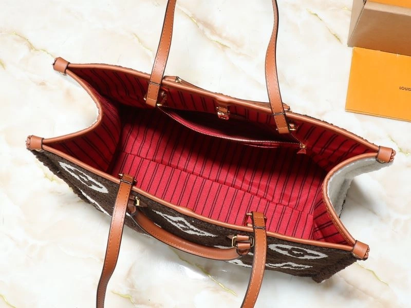 Louis Vuitton Shopping Bags DailyWear 88530