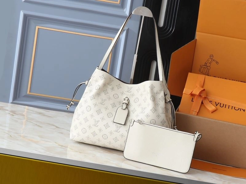 Popular Louis Vuitton Shopping Bags 88542