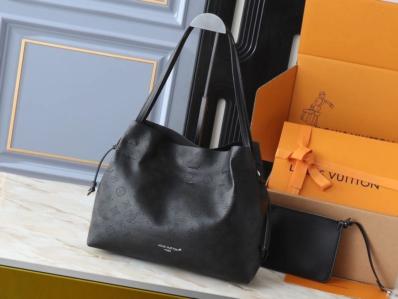 Louis Vuitton Shopping Bags Comfortable 88525