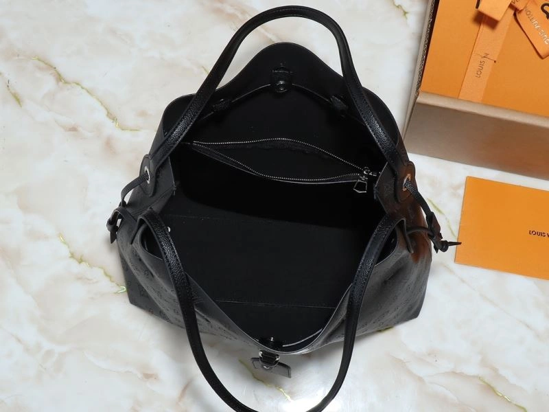 Louis Vuitton Shopping Bags Comfortable 88525