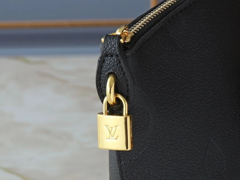 Louis Vuitton Shopping Bags Stretchable 88524