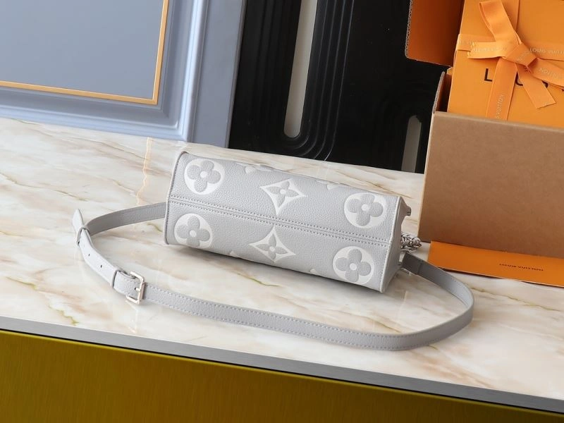 Louis Vuitton Shopping Bags Chic 88519