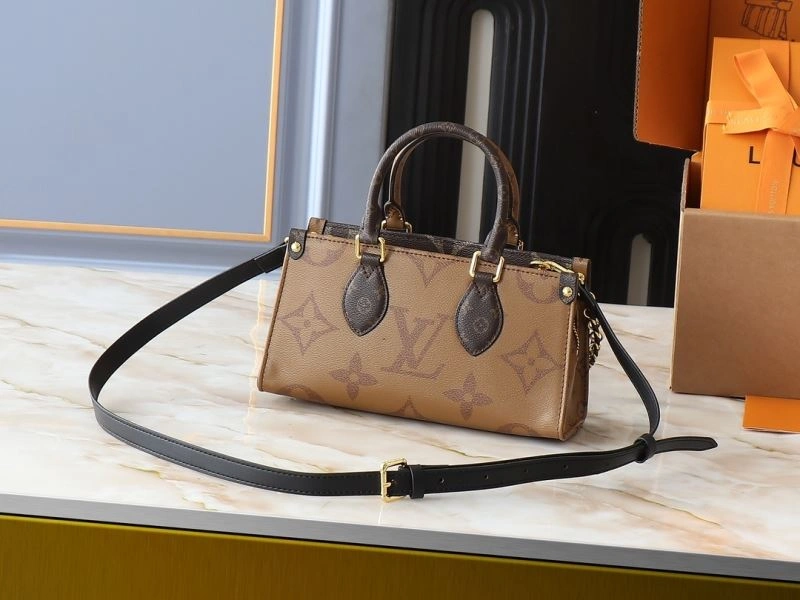 Louis Vuitton Shopping Bags UrbanChic 88518