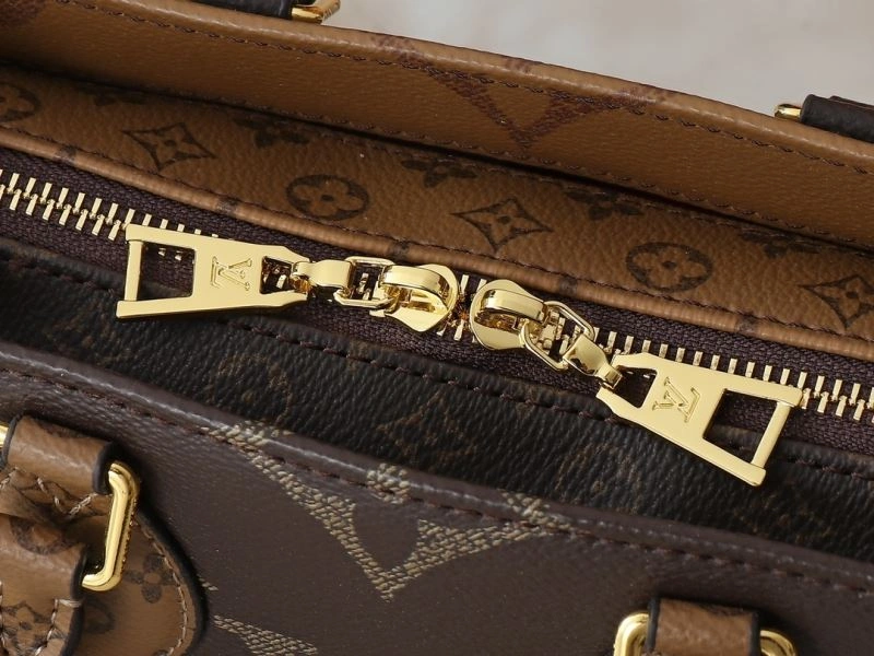 Louis Vuitton Shopping Bags UrbanChic 88518