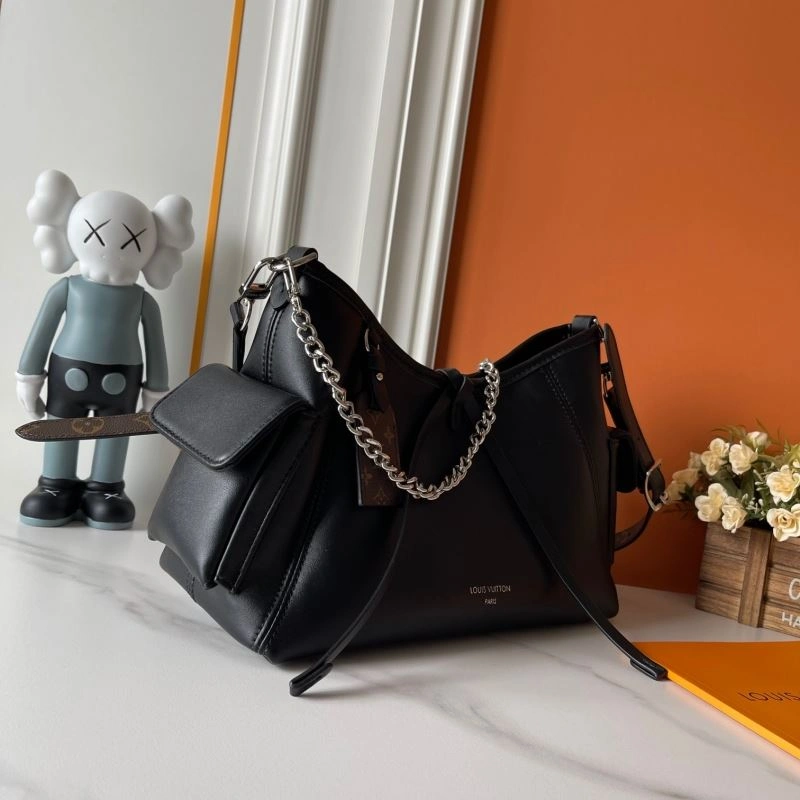 Louis Vuitton Shopping Bags TechFriendly 88516