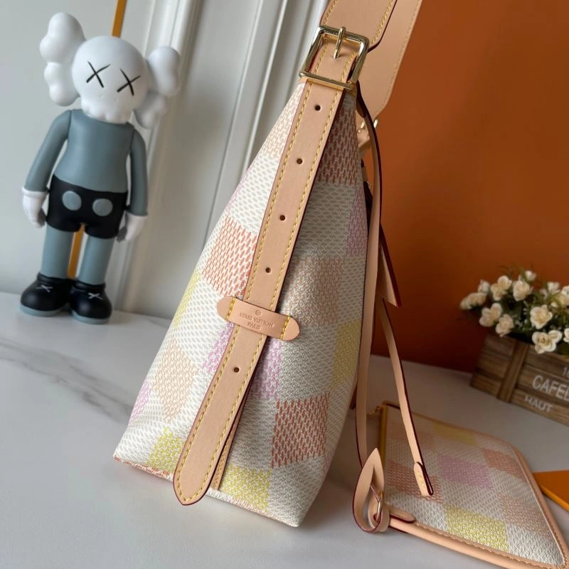 Comfortable Louis Vuitton Shopping Bags 88509
