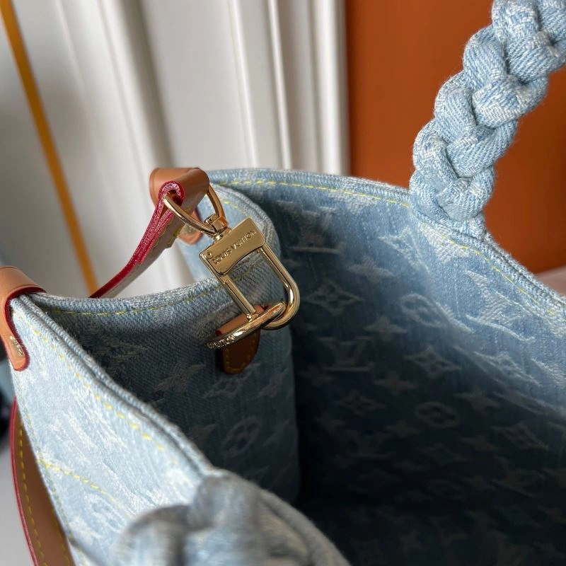 Lightweight Louis Vuitton Shopping Bags 88533