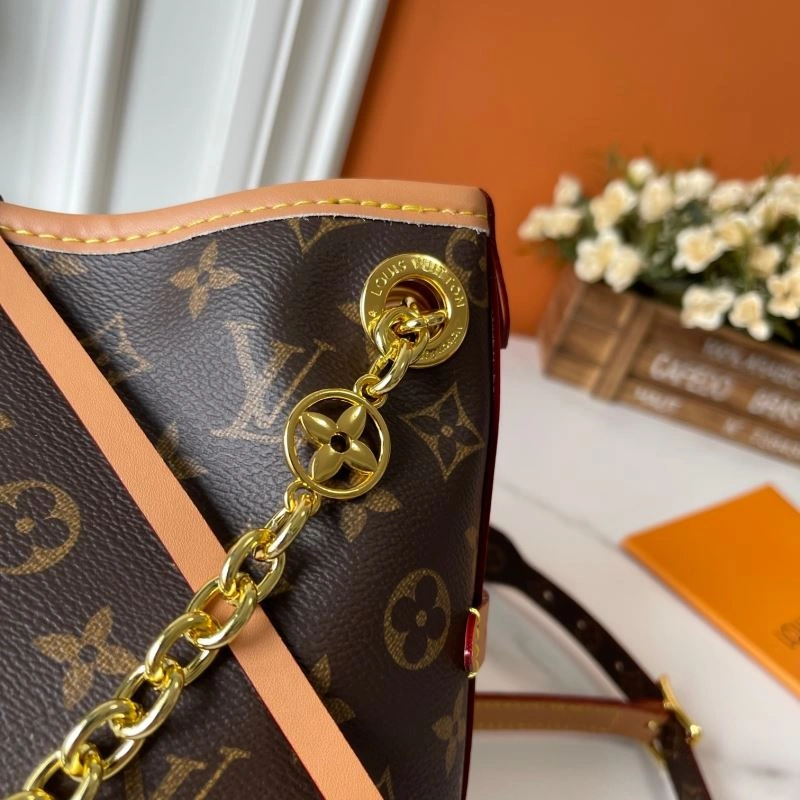 Louis Vuitton Shopping Bags Trendsetting 88511