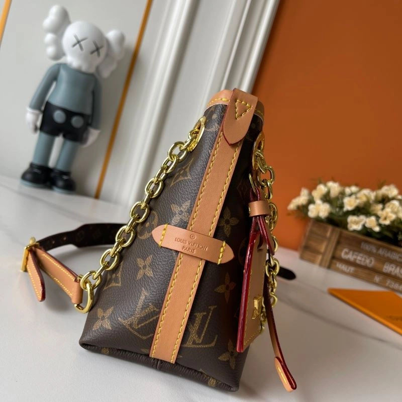 Louis Vuitton Shopping Bags Trendsetting 88511