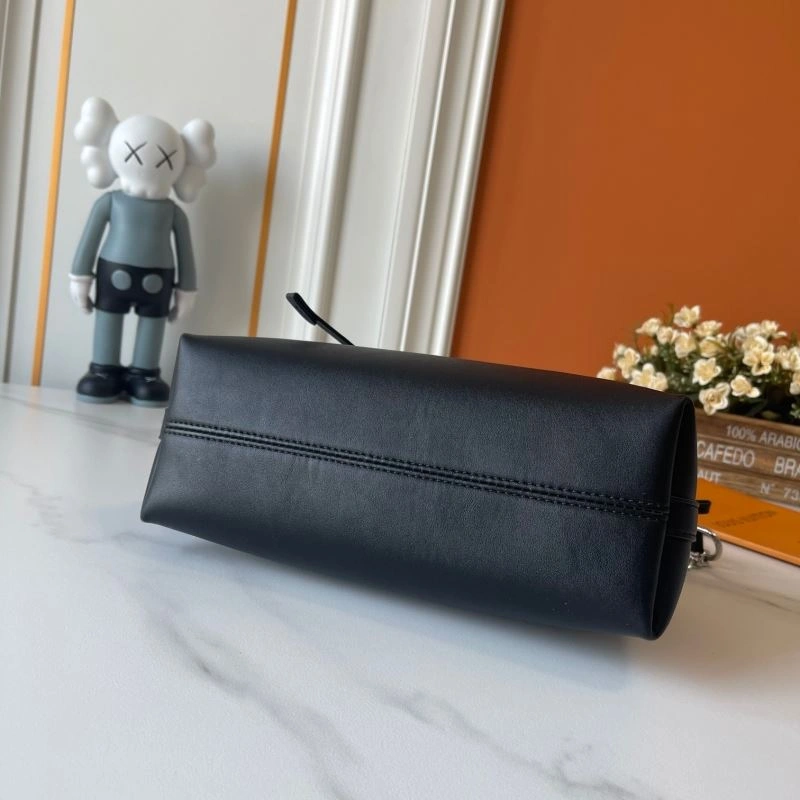 Louis Vuitton Shopping Bags UrbanChic 88550