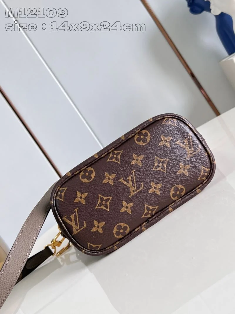 Sporty Louis Vuitton Shopping Bags 41179
