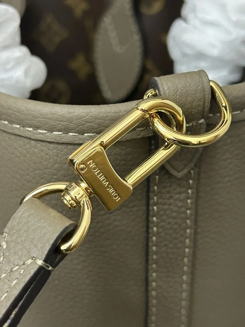 Trendy Louis Vuitton Shopping Bags 41128
