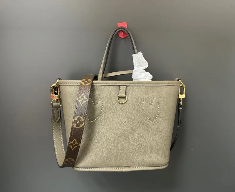 Trendy Louis Vuitton Shopping Bags 41128