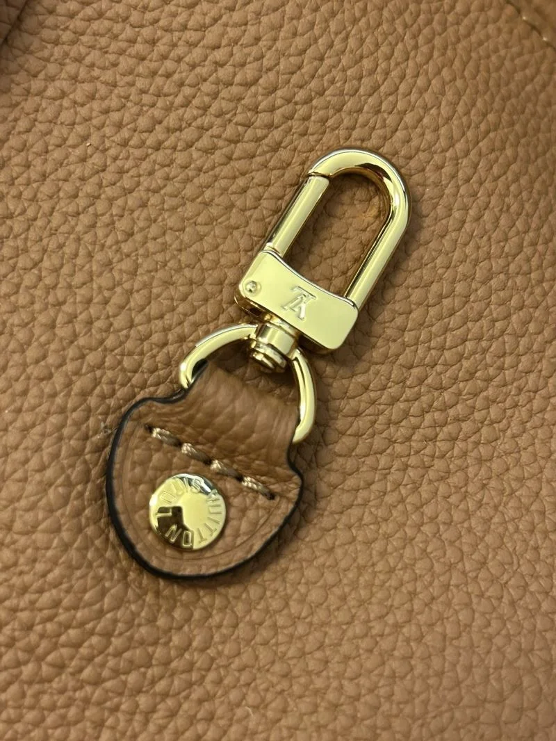 FreshLook Louis Vuitton Shopping Bags 41177