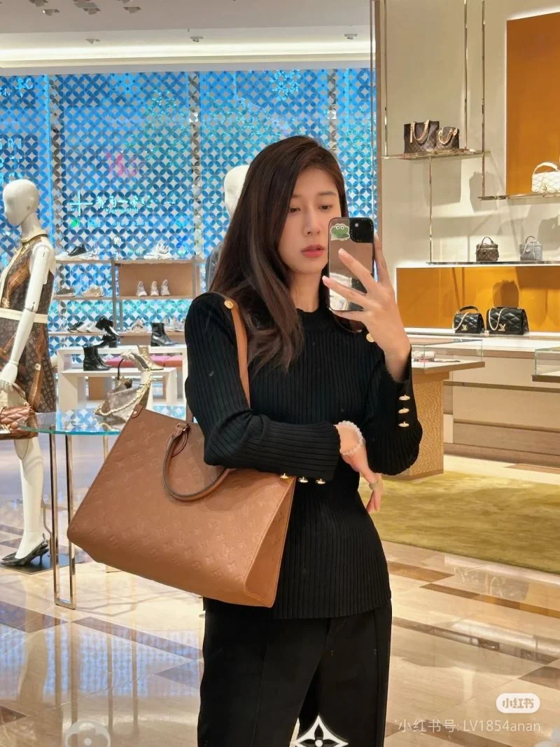 Efficient Louis Vuitton Shopping Bags 41129