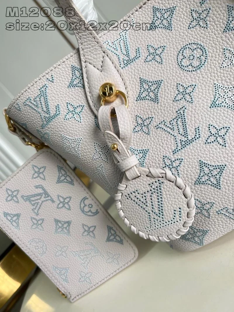 Louis Vuitton Shopping Bags EasyCare 41114