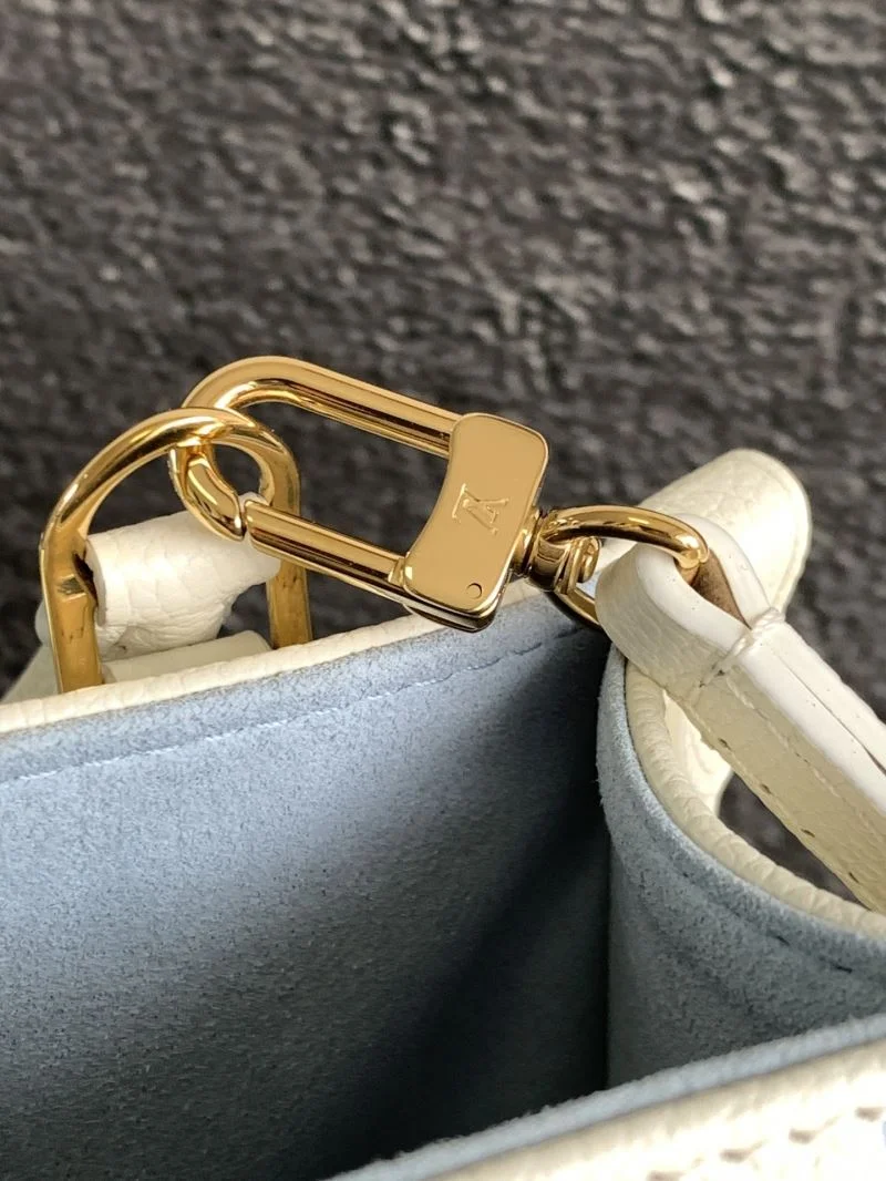 Louis Vuitton Shopping Bags Bright 41142