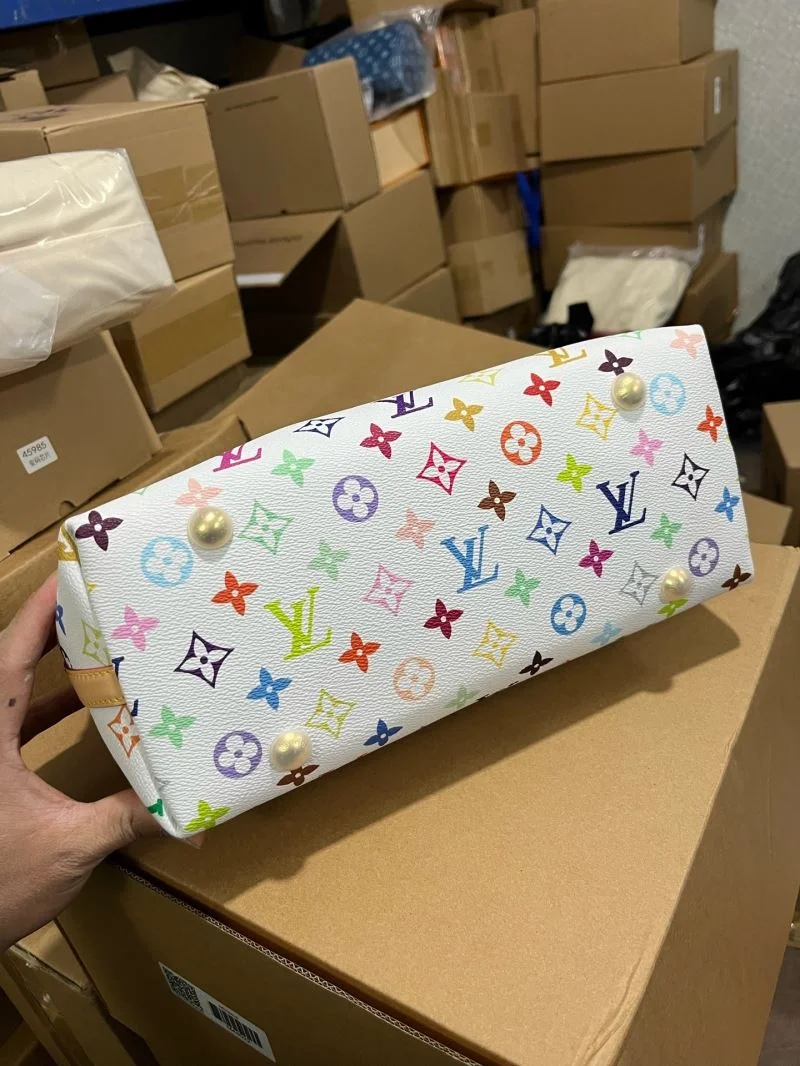 Durable Louis Vuitton Shopping Bags 41103