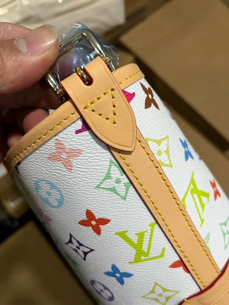 Durable Louis Vuitton Shopping Bags 41103