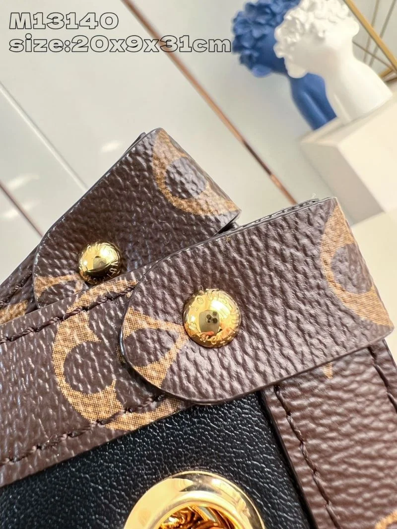 Louis Vuitton Shopping Bags AllSeason 41095