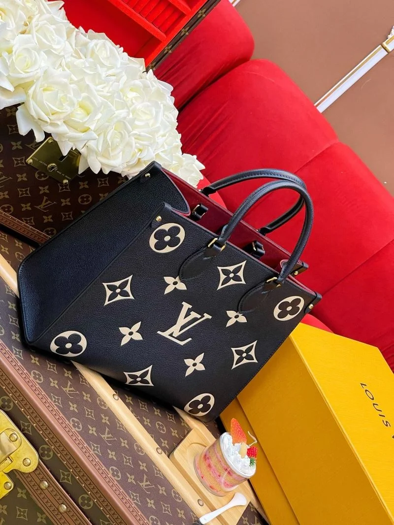 Compact Louis Vuitton Shopping Bags 40503