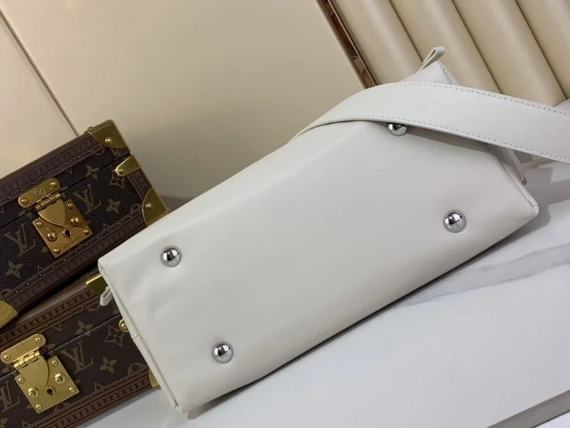 Louis Vuitton Shopping Bags Trendsetting 40434