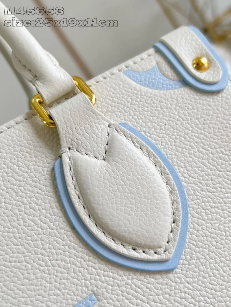 EyeCatching Louis Vuitton Shopping Bags 40427