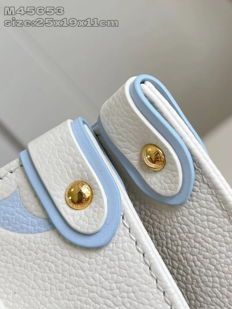 EyeCatching Louis Vuitton Shopping Bags 40427