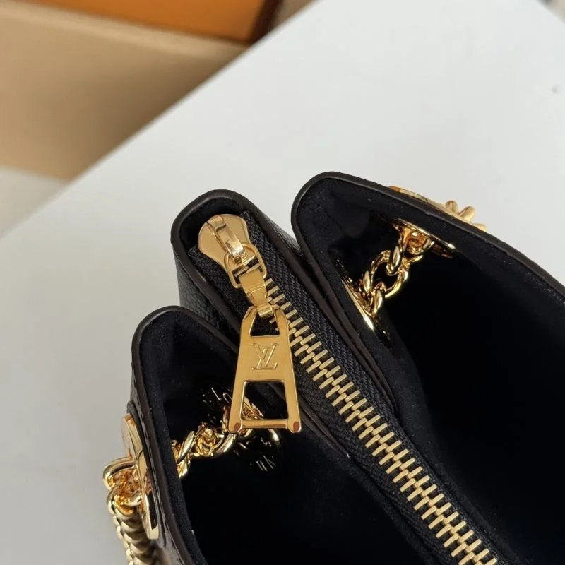Sporty Louis Vuitton Shopping Bags 49274