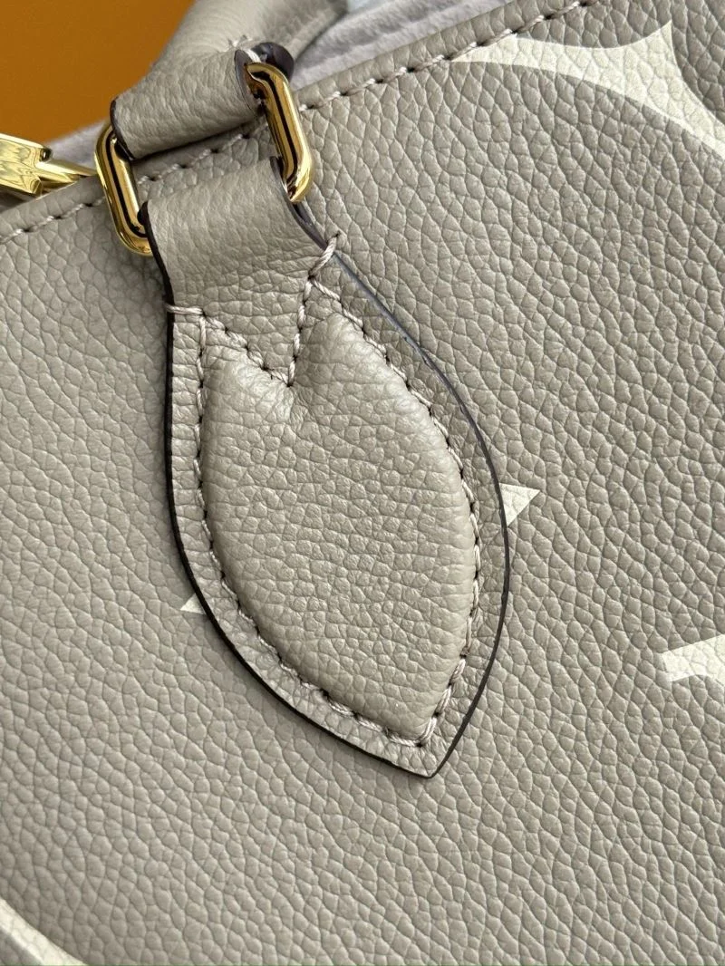 Attractive Louis Vuitton Shopping Bags 49273
