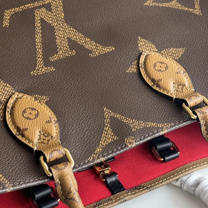GoodFit Louis Vuitton Shopping Bags 49257