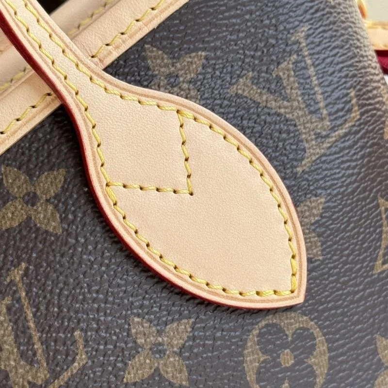 Thermal Louis Vuitton Shopping Bags 49253