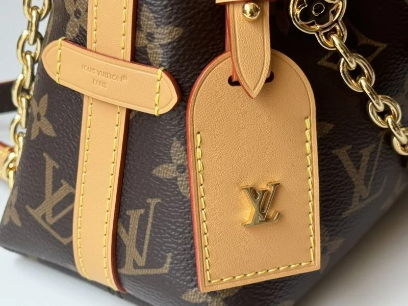 Sporty Louis Vuitton Shopping Bags 49177