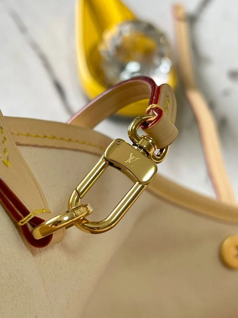 Louis Vuitton Shopping Bags Chic 49198