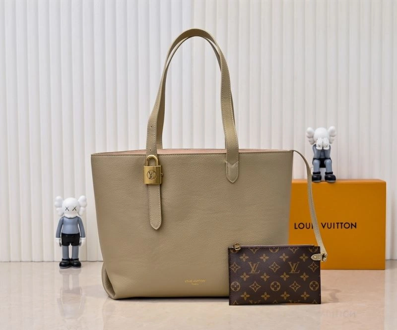 Louis Vuitton Shopping Bags Sleek 79522