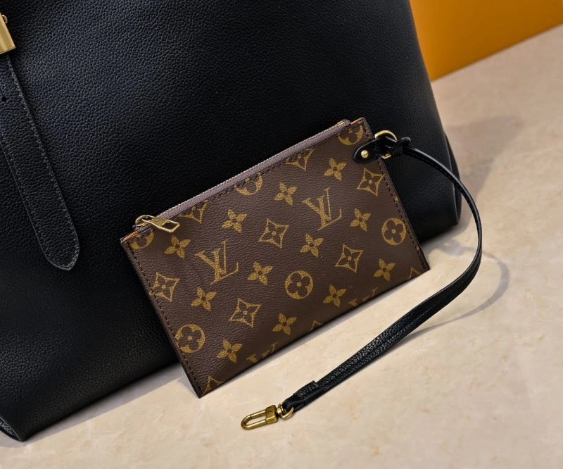 Louis Vuitton Shopping Bags Comfortable 79519